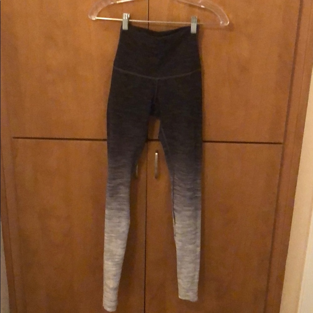 Lululemon Ombré (Black/White) High Wasted Leggings